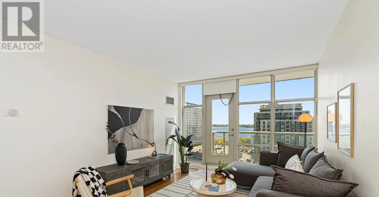 1510-35 Mariner Terrace, Toronto, ON, M5V 3V9 - 3