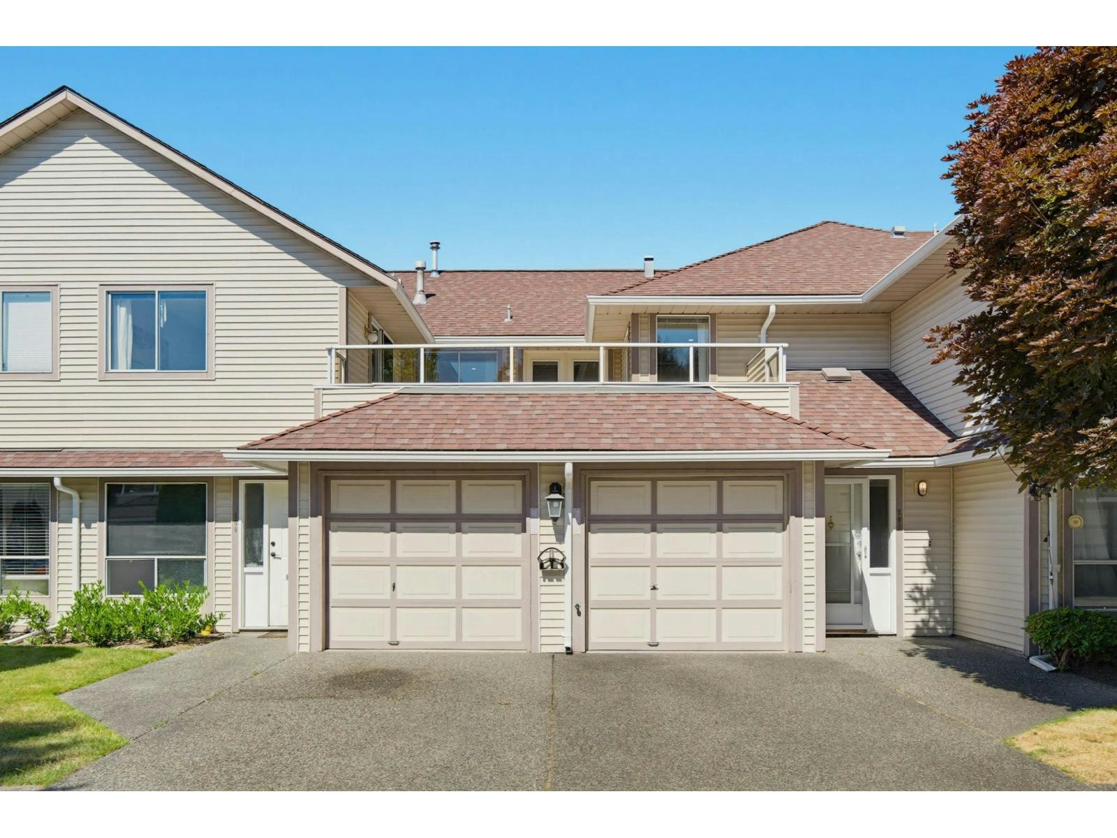 209-13725 72a Avenue, Surrey, BC, V3W 0S4