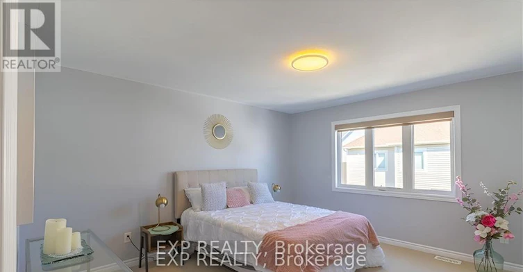 320 Autumnfield Street, Ottawa, ON, K2M 0J4 - 16