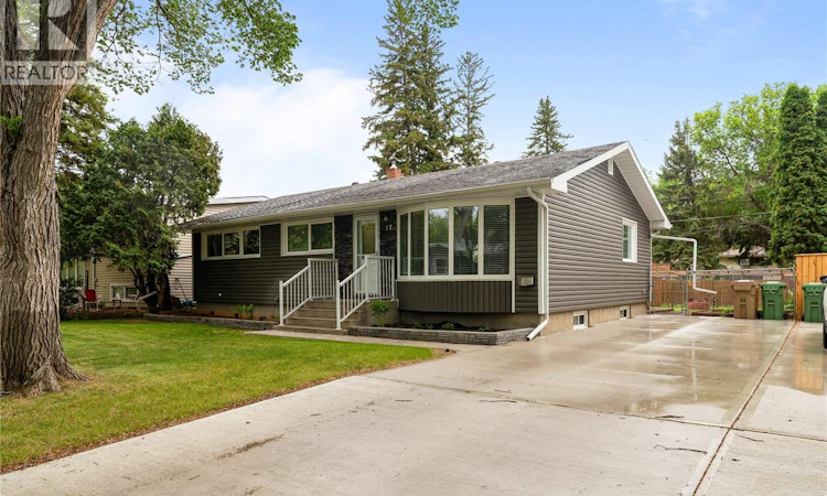 17 Anderson Avenue