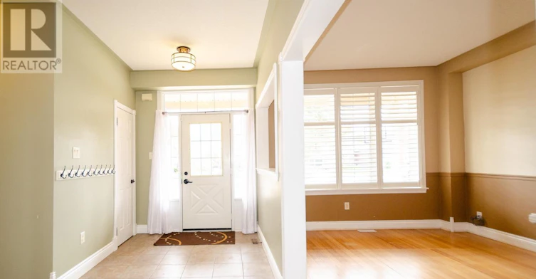 UPPER-38 Harwood Drive, Barrie, ON, L4N 6V3 - 2
