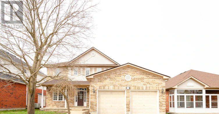 UPPER-38 Harwood Drive, Barrie, ON, L4N 6V3