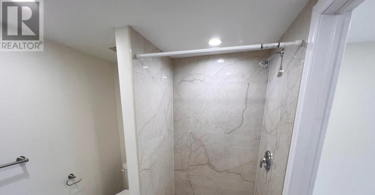 577 Oshawa Boulevard N, Oshawa, ON, L1G 5T8 - 15