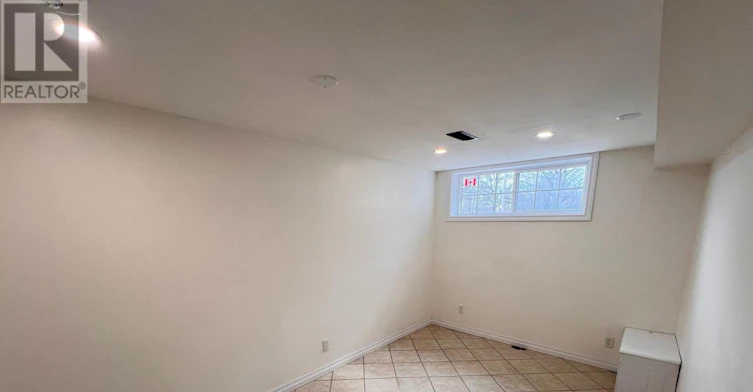 577 Oshawa Boulevard N, Oshawa, ON, L1G 5T8 - 11