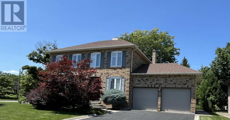 1035 Masters Green, Oakville, ON, L6M 2N8 - 2