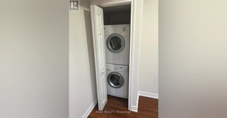 24 Jenmat Drive, Markham, ON, L6E 2A8 - 5