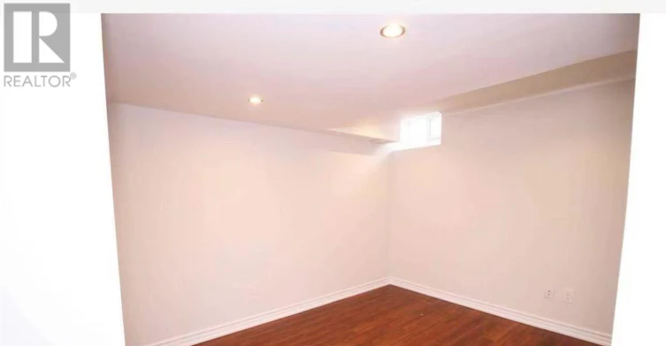 24 Jenmat Drive, Markham, ON, L6E 2A8 - 6