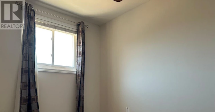 UPPER-28 Collins Crescent, Aurora, ON, L4G 2W2 - 10