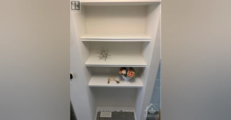205 Merak Way, Ottawa, ON, K2J 6N3 - 3