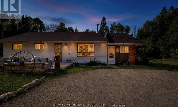 319 Lake Road EAST