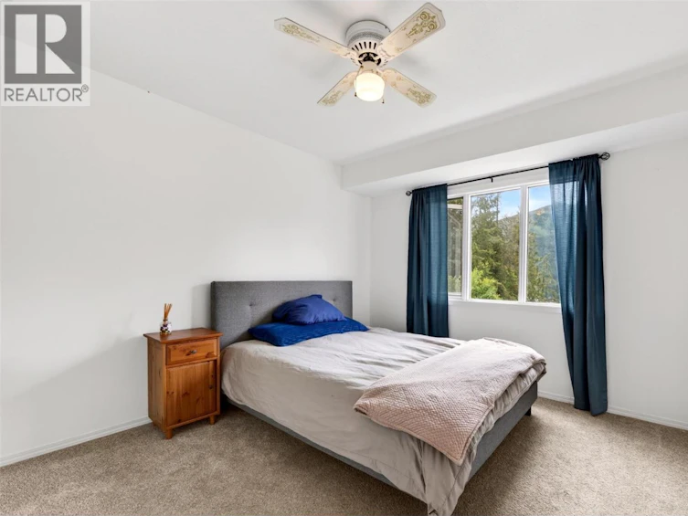 604 W Innes Street, Nelson, BC, V1L 3J3 - 24