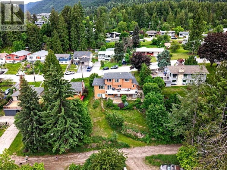 604 W Innes Street, Nelson, BC, V1L 3J3 - 44