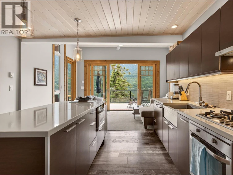 6506 Littlewood Road, Nelson, BC, V1L 6S1 - 8