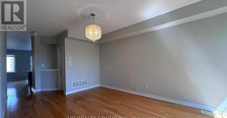 7 Lily Cup Avenue, Toronto, ON, M1L 0H4 - 7