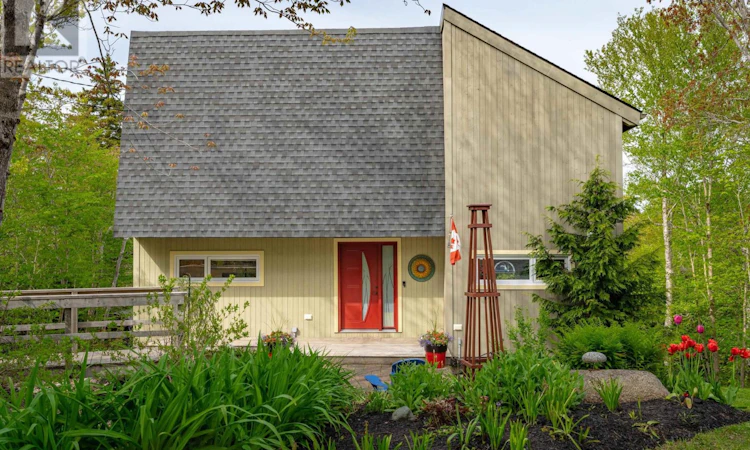 183 Lakewood Drive