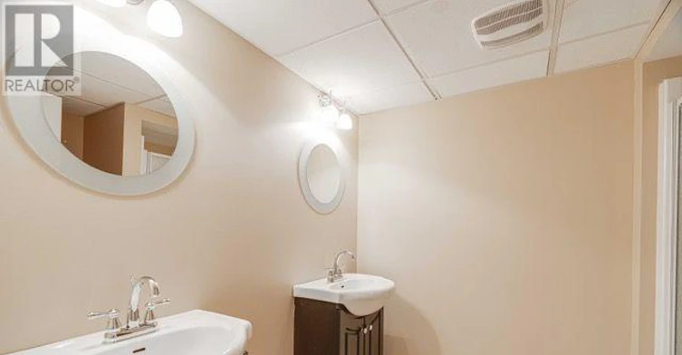 LOWER-216 Irving Place, London, ON, N5V 2H9 - 13