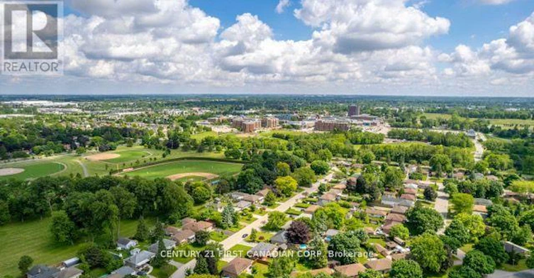 LOWER-216 Irving Place, London, ON, N5V 2H9 - 19