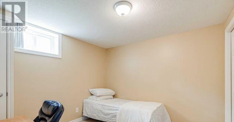 LOWER-216 Irving Place, London, ON, N5V 2H9 - 10