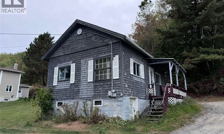 9 Veniot Street