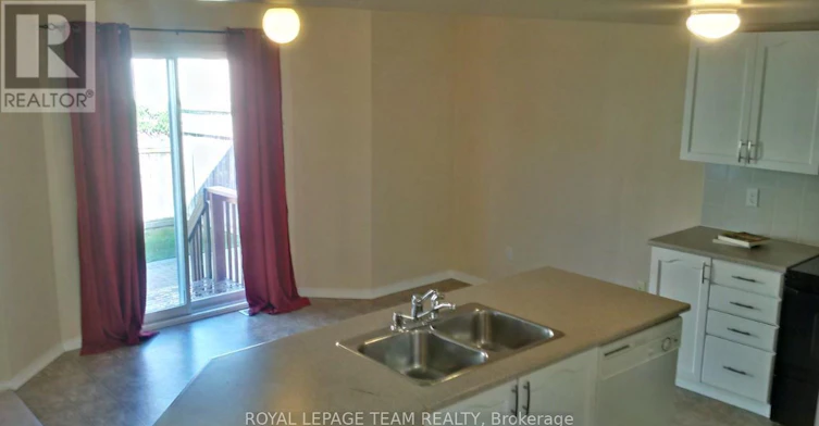 2211 Esprit Drive, Ottawa, ON, K4A 4Z1 - 7