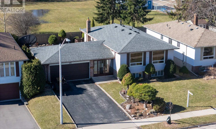 19 Lynwood Drive