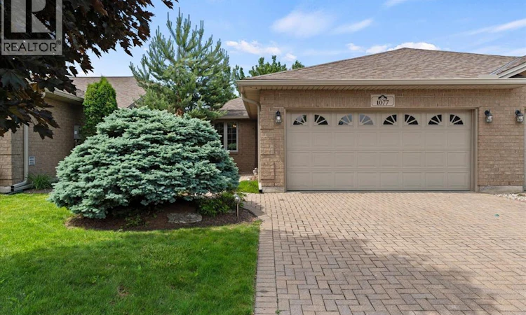 1077 Hacienda Way