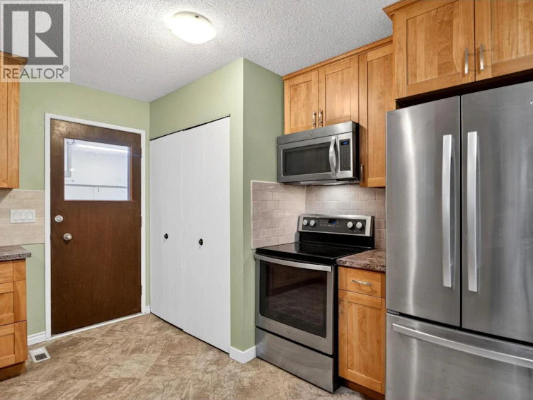 300 Patterson Road, Kelowna, BC, V1X 2L2 - 9
