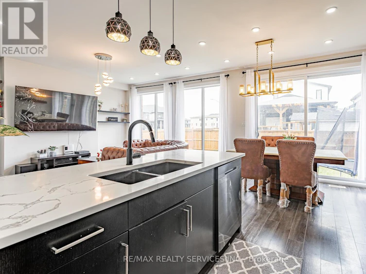 2227 Evans Boulevard, London, ON, N6M 0H7 - 13