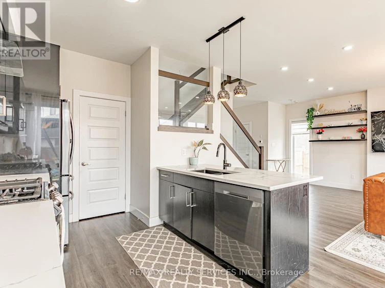 2227 Evans Boulevard, London, ON, N6M 0H7 - 12