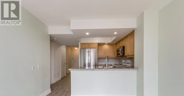 809-10 Northtown Way, Toronto, ON, M3H 5S9 - 12