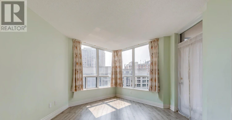809-10 Northtown Way, Toronto, ON, M3H 5S9 - 14