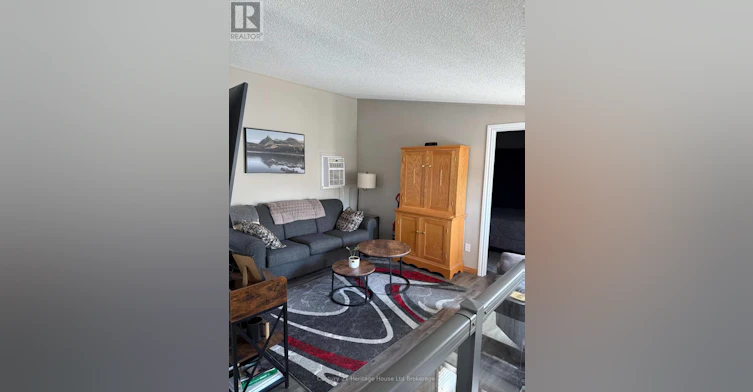 6B Cranberry Road, Tillsonburg, ON, N4G 4Y9 - 4