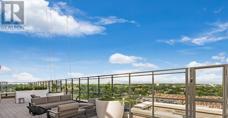 1201-5 Defries Street, Toronto, ON, M5A 0W7 - 38