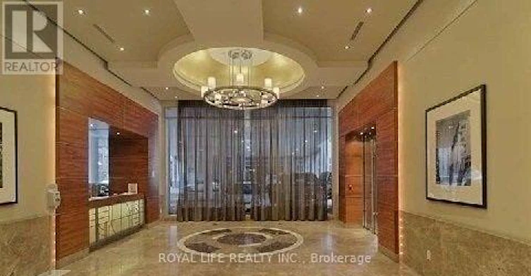 809-763 Bay Street, Toronto, ON, M5G 2R3 - 4