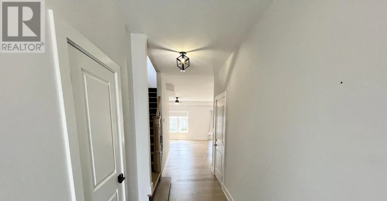 4 Keswick Street, St. Catharines, ON, L2P 1L9 - 4