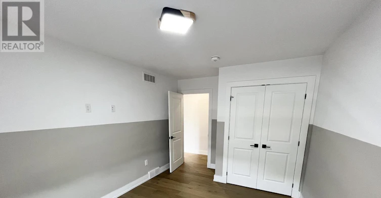 4 Keswick Street, St. Catharines, ON, L2P 1L9 - 28