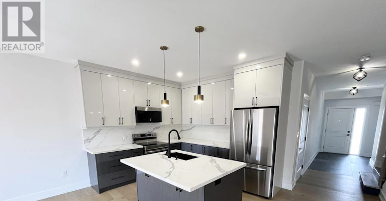 4 Keswick Street, St. Catharines, ON, L2P 1L9 - 8