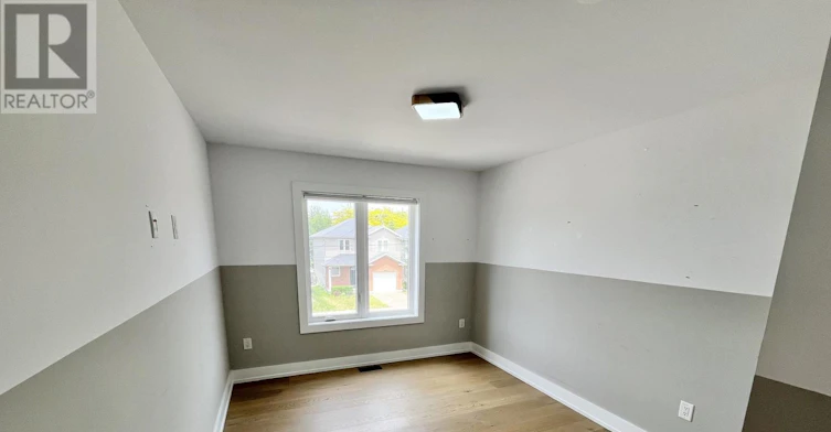 4 Keswick Street, St. Catharines, ON, L2P 1L9 - 25