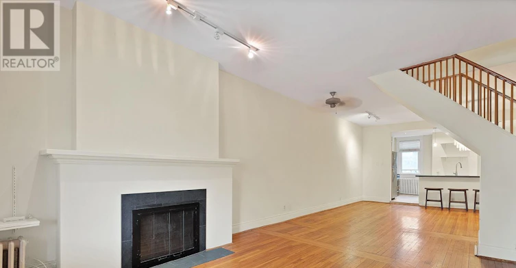 MAIN-25 Dixon Avenue, Toronto, ON, M4L 1N2 - 6