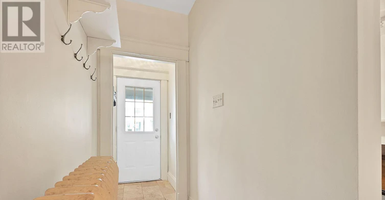MAIN-25 Dixon Avenue, Toronto, ON, M4L 1N2 - 5