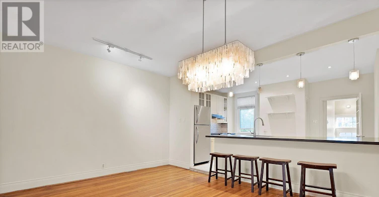 MAIN-25 Dixon Avenue, Toronto, ON, M4L 1N2 - 11