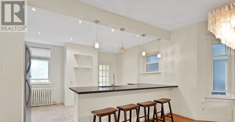 MAIN-25 Dixon Avenue, Toronto, ON, M4L 1N2 - 14
