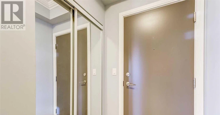 706B-9600 Yonge Street, Richmond Hill, ON, L4C 0X3 - 2