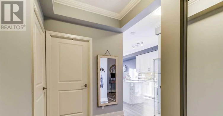 706B-9600 Yonge Street, Richmond Hill, ON, L4C 0X3 - 10