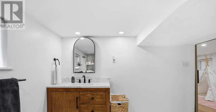 60 Woodbury Road, Toronto, ON, M8W 1X7 - 37