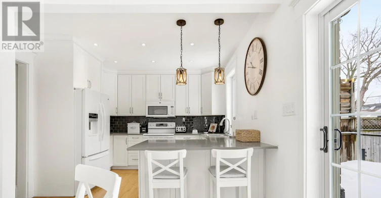 60 Woodbury Road, Toronto, ON, M8W 1X7 - 16