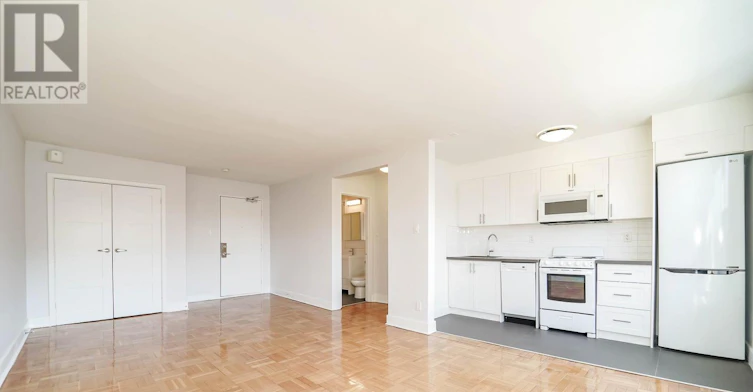 202-1545 Bathurst Street, Toronto, ON, M5P 3H6 - 4