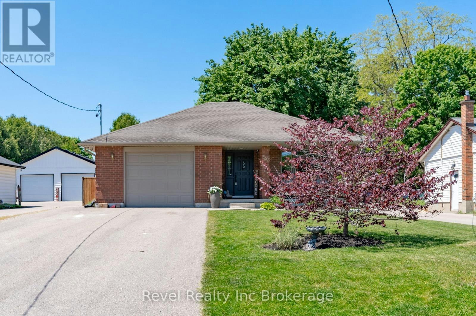 355 Oxford Avenue, Ingersoll, ON, N5C 3H5