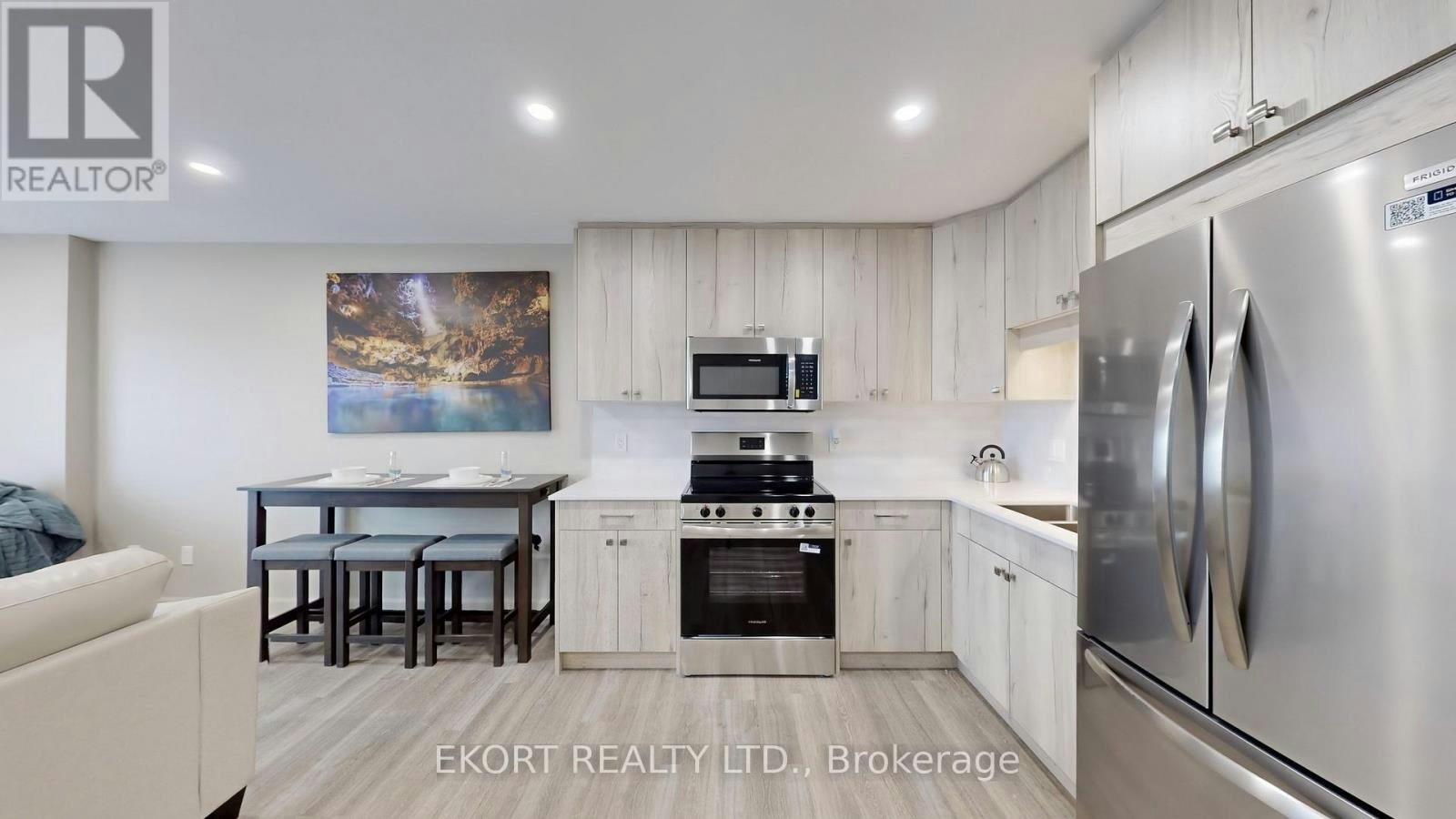 201 156a Wims Way, Belleville, ON, K8N 0H9 - 2