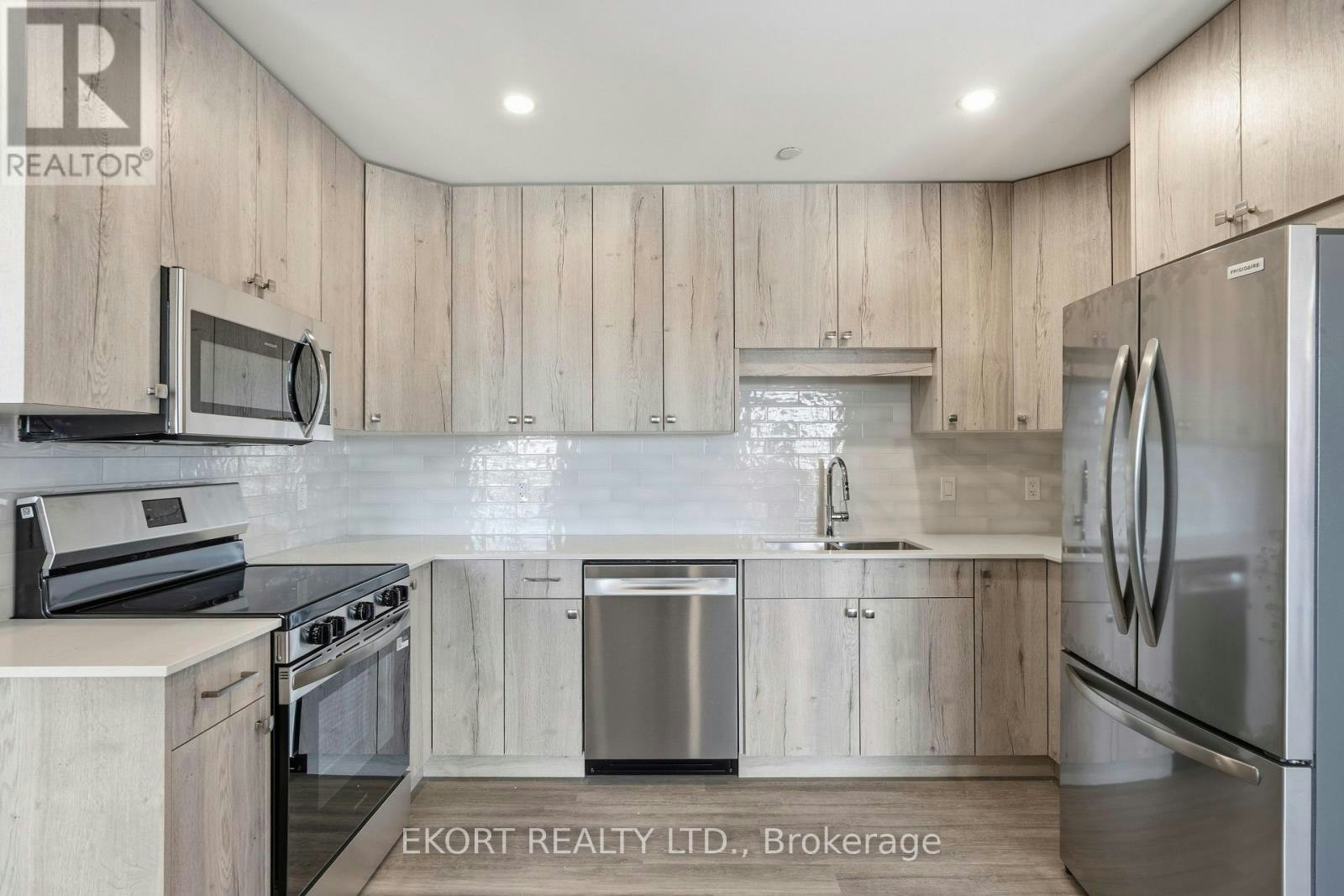 702 156a Wims Way, Belleville, ON, K8N 0H9 - 3